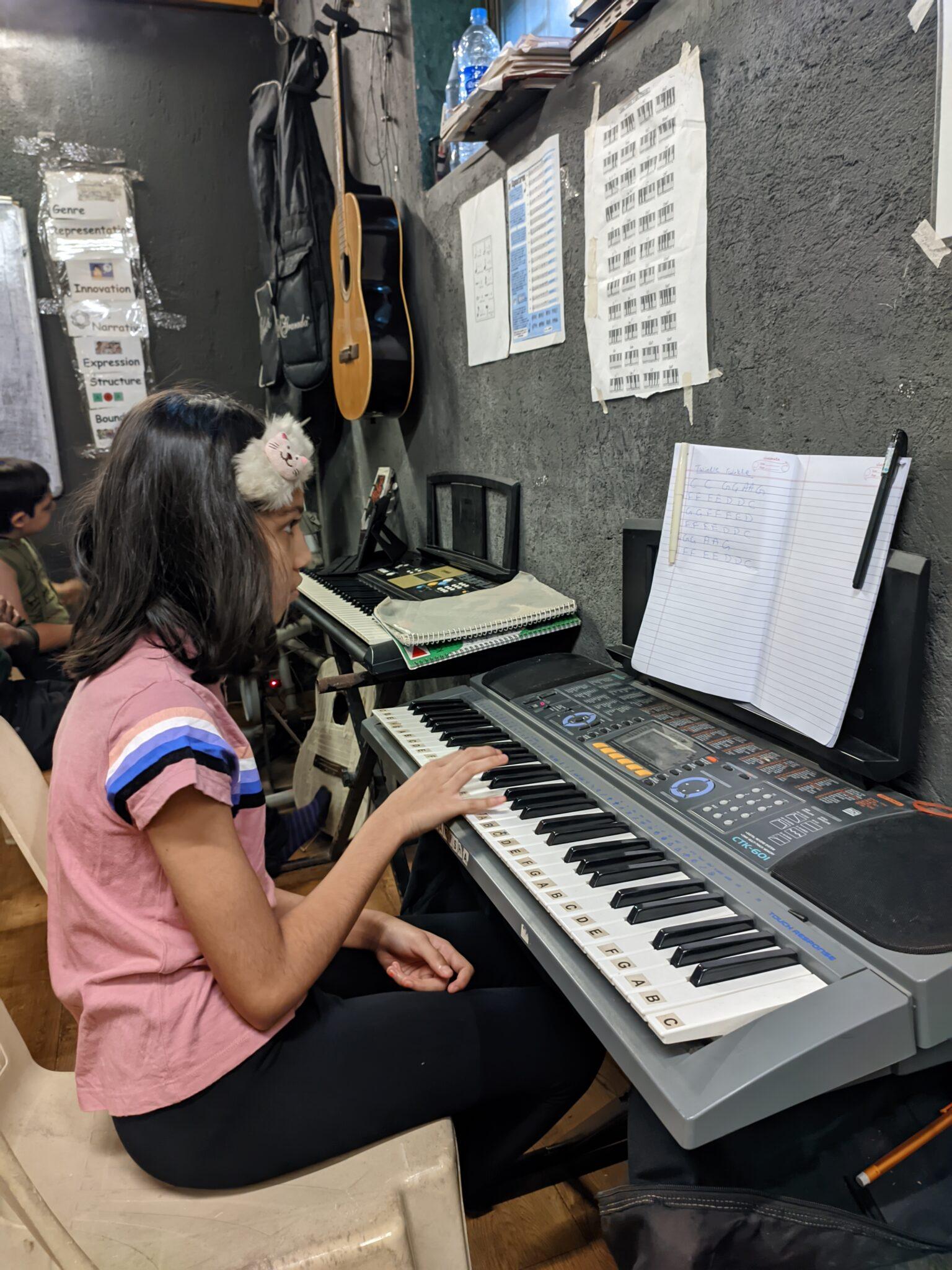 Keyboard Classes in Dadar Glorious Music School