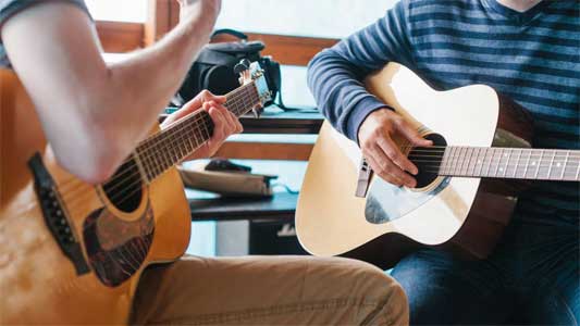 Guitar Classes in Mumbai